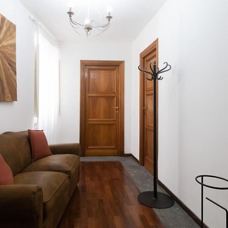 Italianway - Barberini Elegantia Apartments Roma Quarto foto