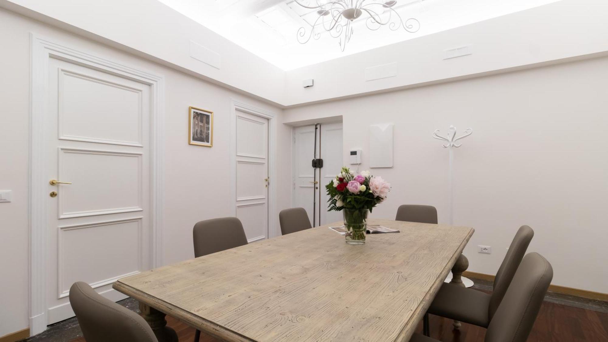 Italianway - Barberini Elegantia Apartments Roma Quarto foto